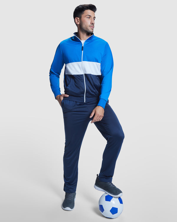 Chándal combinado de chaqueta y pantalón.