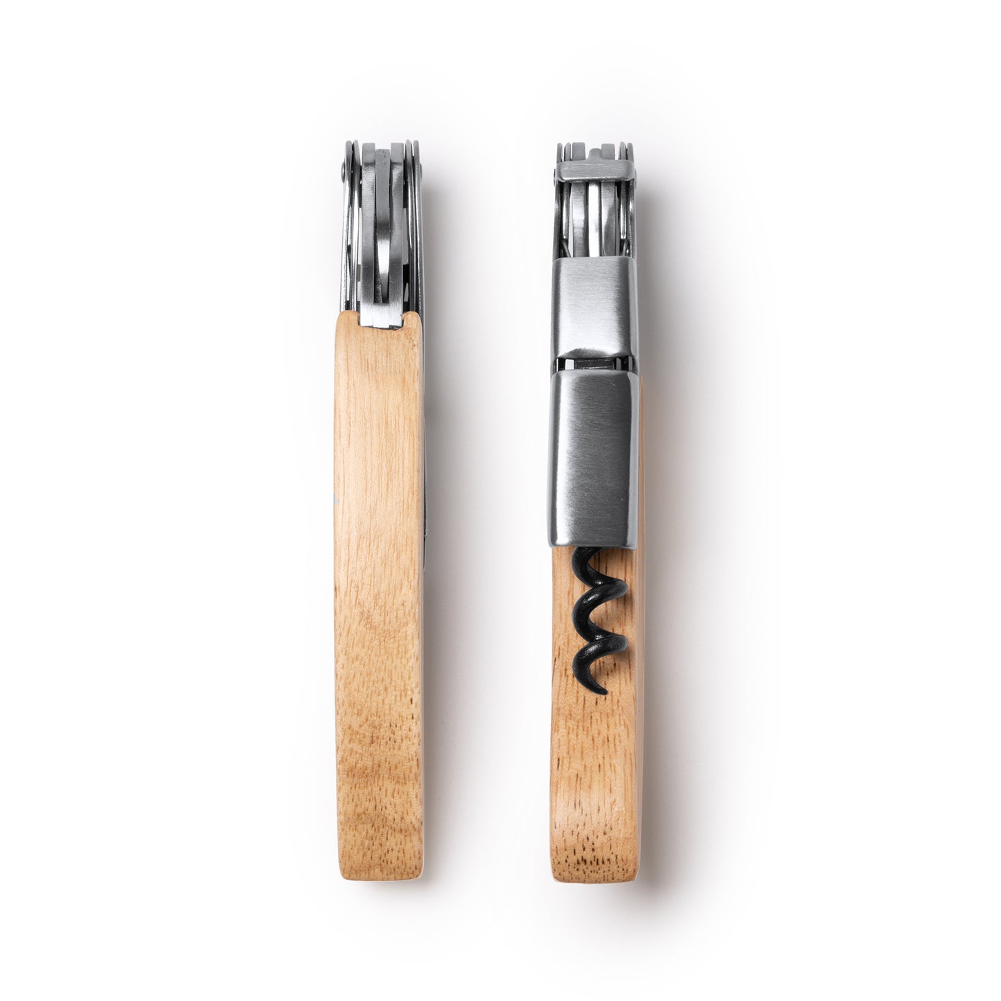 El sacacorchos de acero inoxidable de estilo clásico con mango en madera.