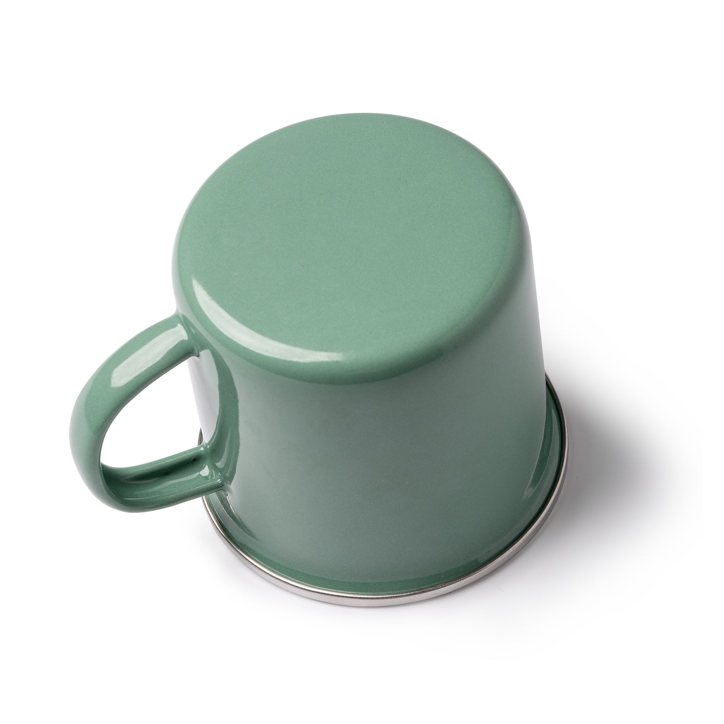 Taza metálica esmaltada con estilo retro. Capacidad de 380 ml