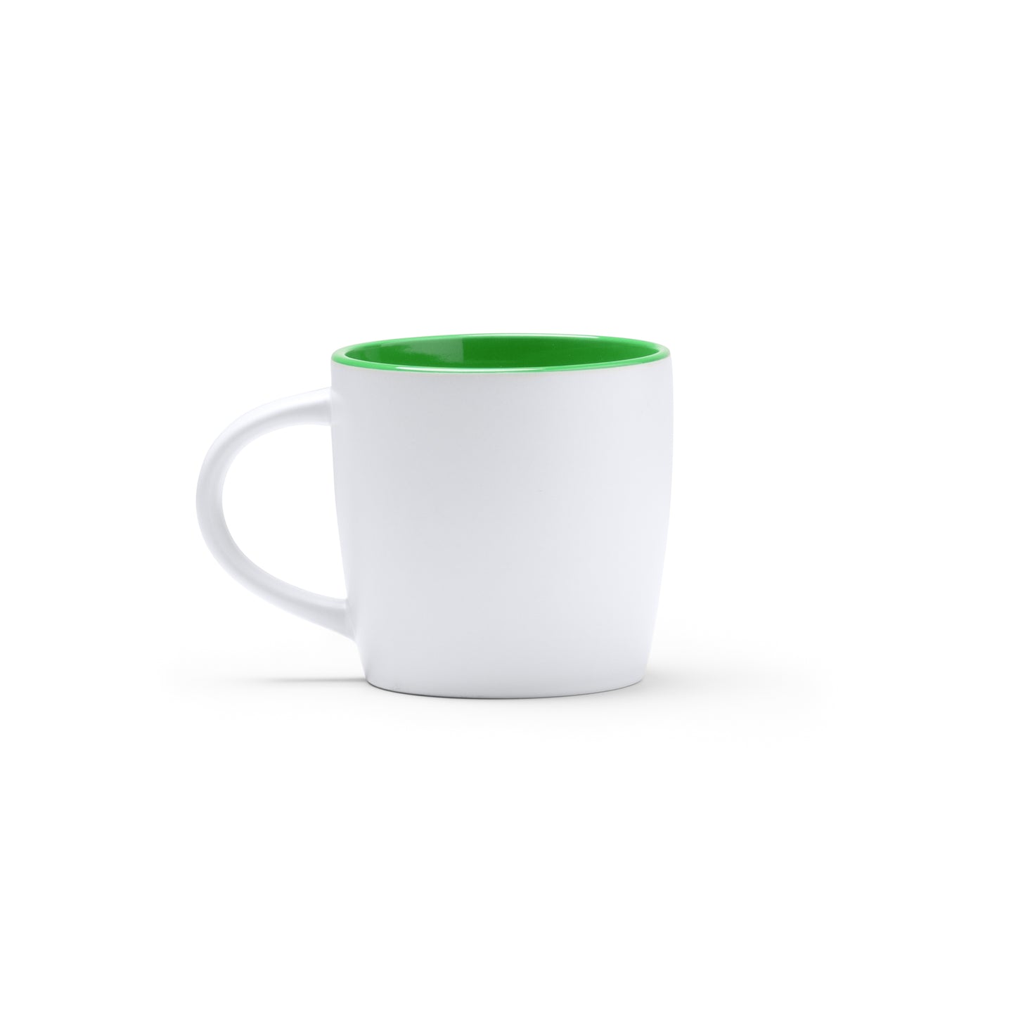 Taza de cerámica de 370 ml. Interior a color y exterior en blanco.