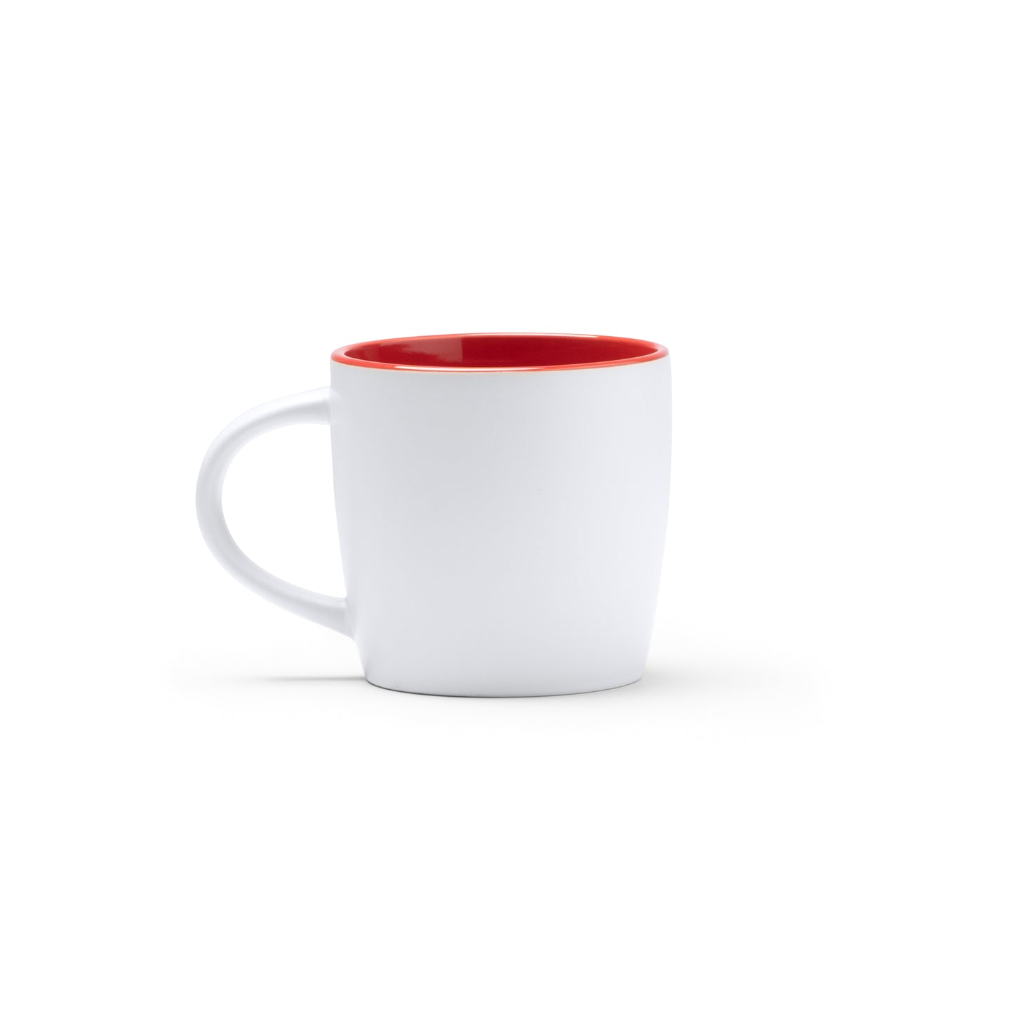 Taza de cerámica de 370 ml. Interior a color y exterior en blanco.