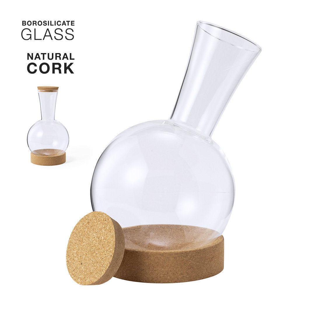 Decantador de línea nature, fabricado en cristal de borosilicato y con base y tapón en corcho natural