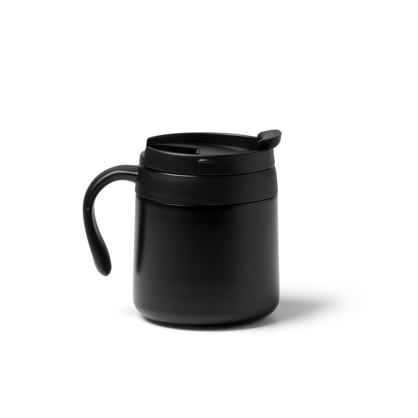 Taza de acero inoxidable 304 reciclado de doble pared con tapa a rosca y asa. Capacidad de 350 ml.