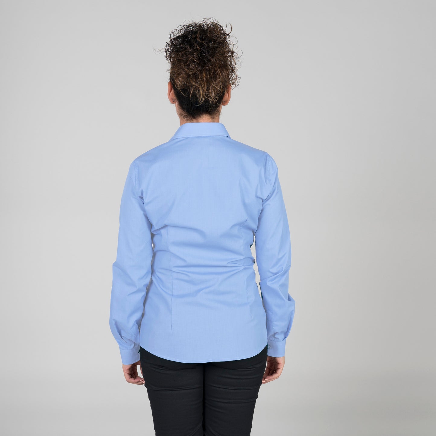 BLUSA MUJER BOTON OCULTO M/L