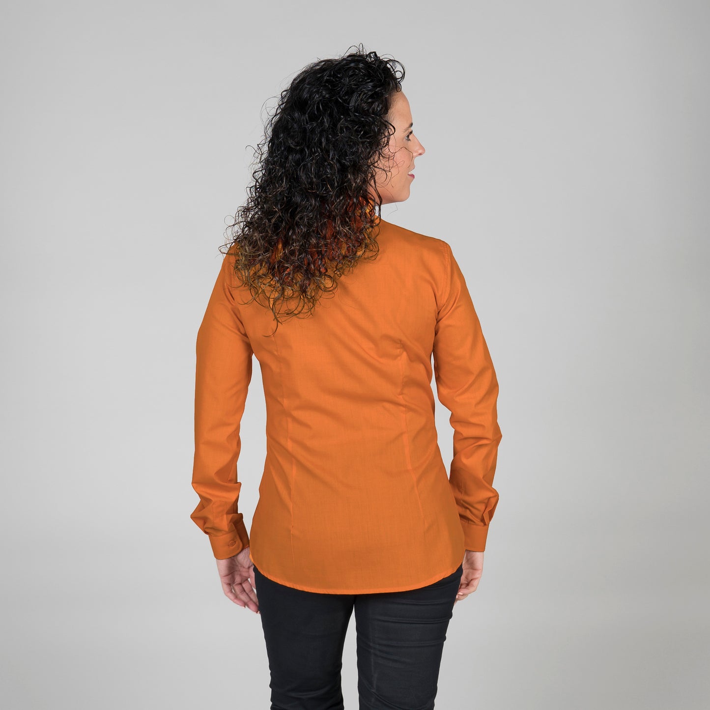 BLUSA MUJER BOTON OCULTO M/L
