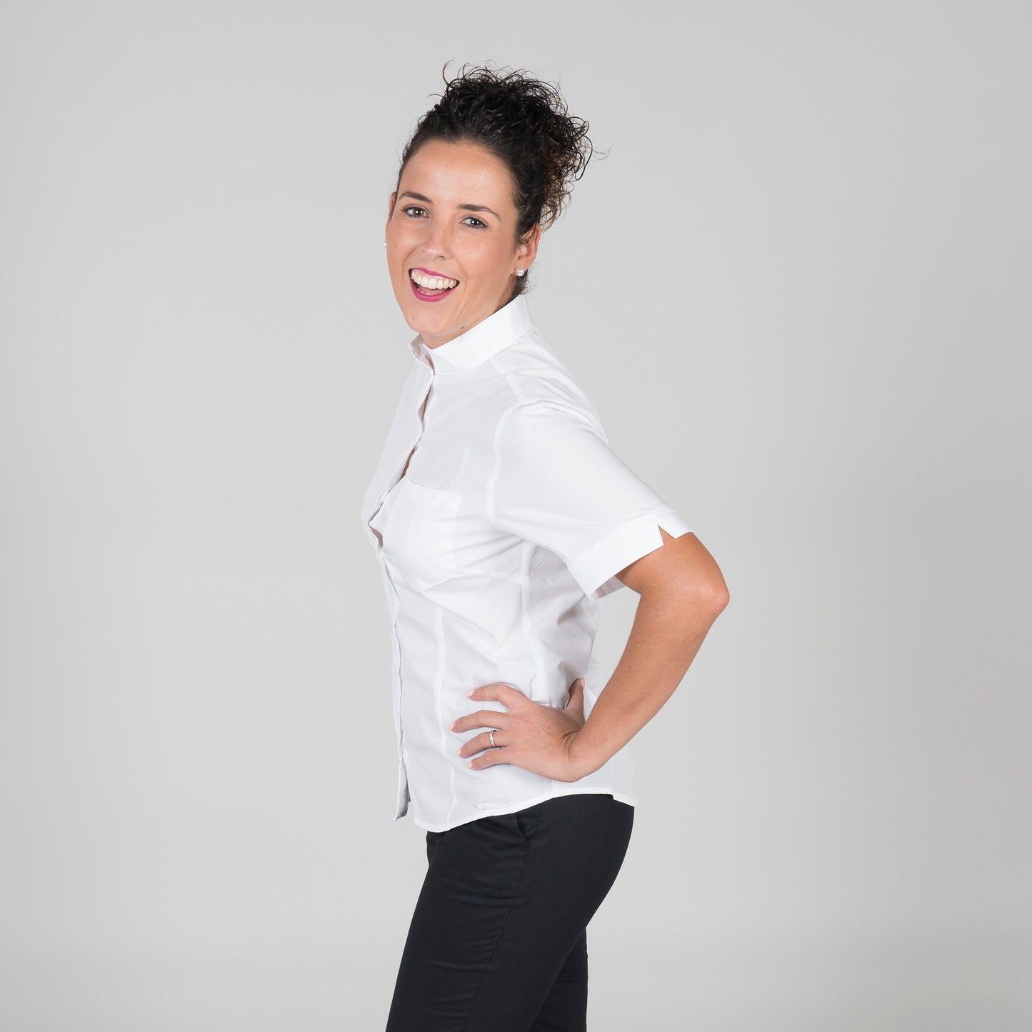 BLUSA MUJER C/MAO M/CORTA
