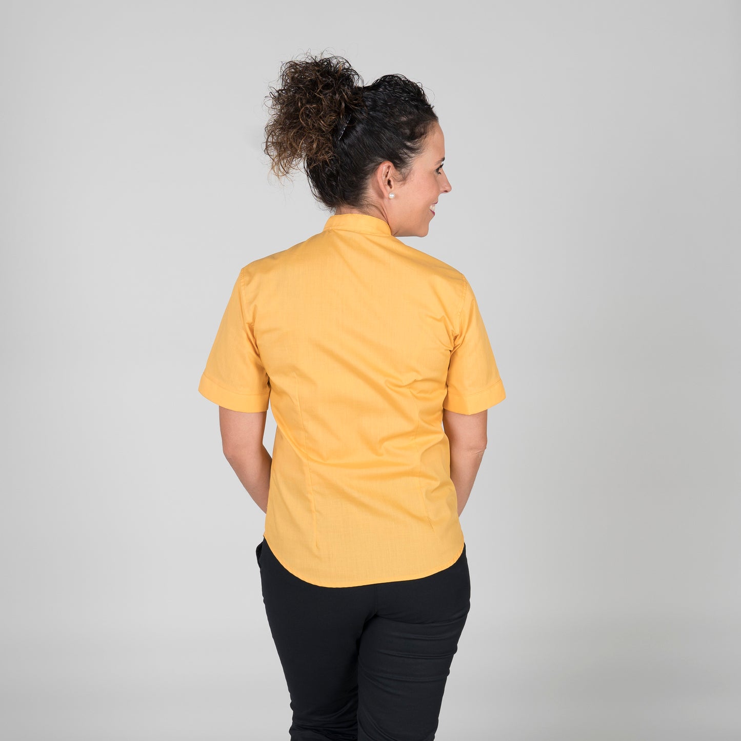 BLUSA MUJER C/MAO M/CORTA