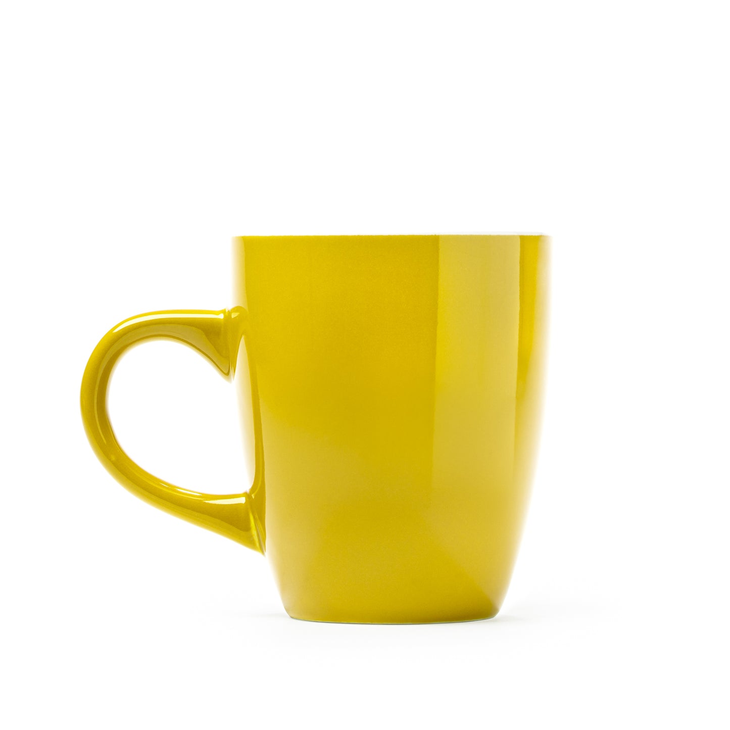 Taza de cerámica con esmalte a color. Capacidad de 300 ml