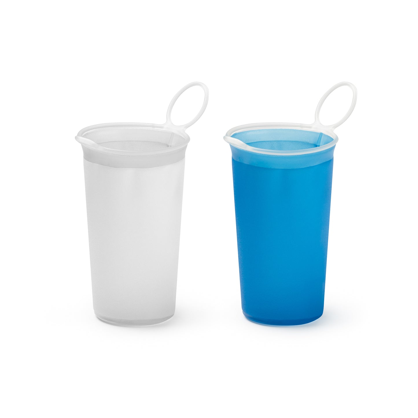 Vaso plegable de 230 ml ideal para eventos deportivos.