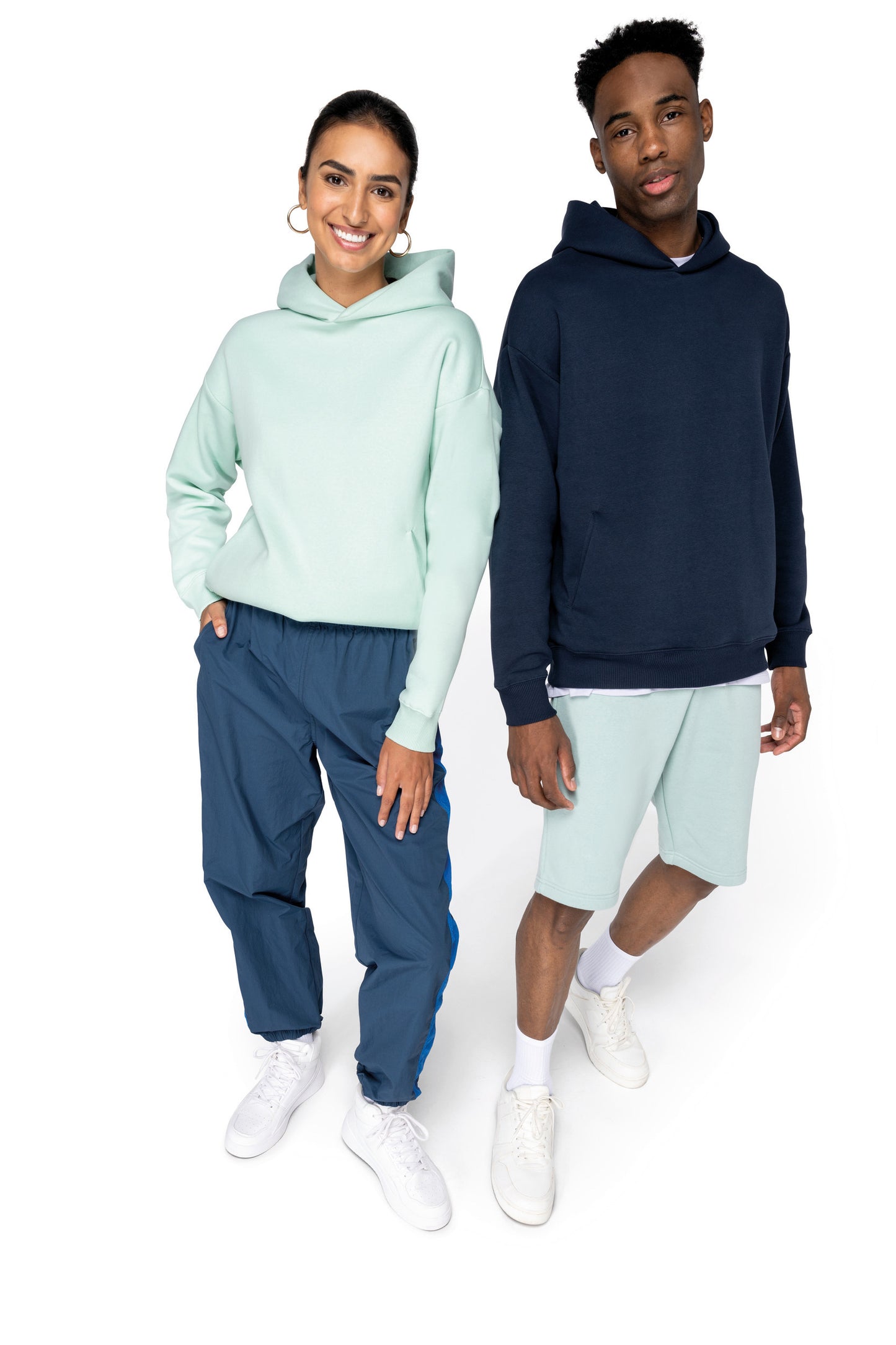 Sudadera ecorresponsable con capucha oversize unisex