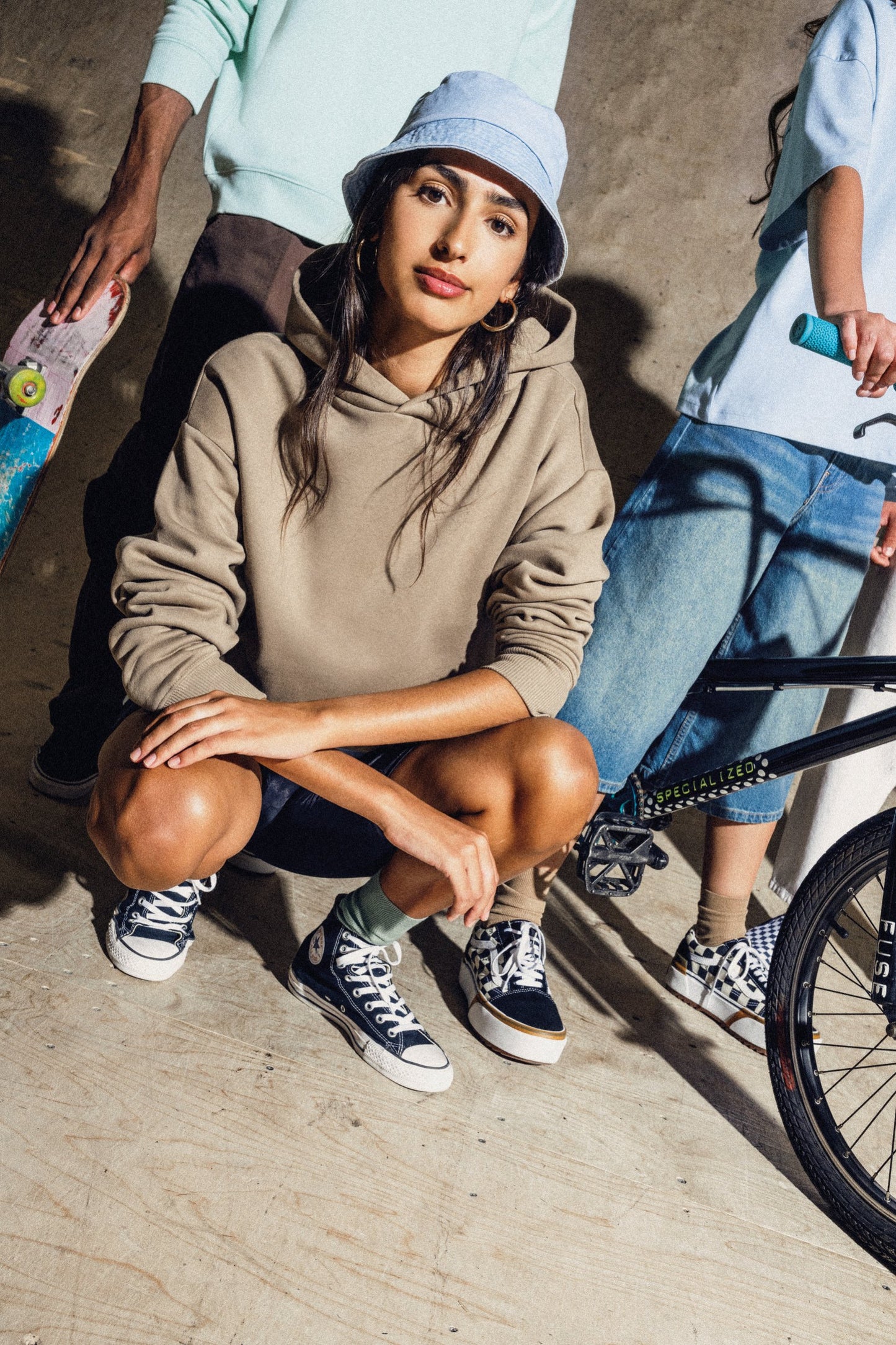 Sudadera ecorresponsable con capucha oversize unisex