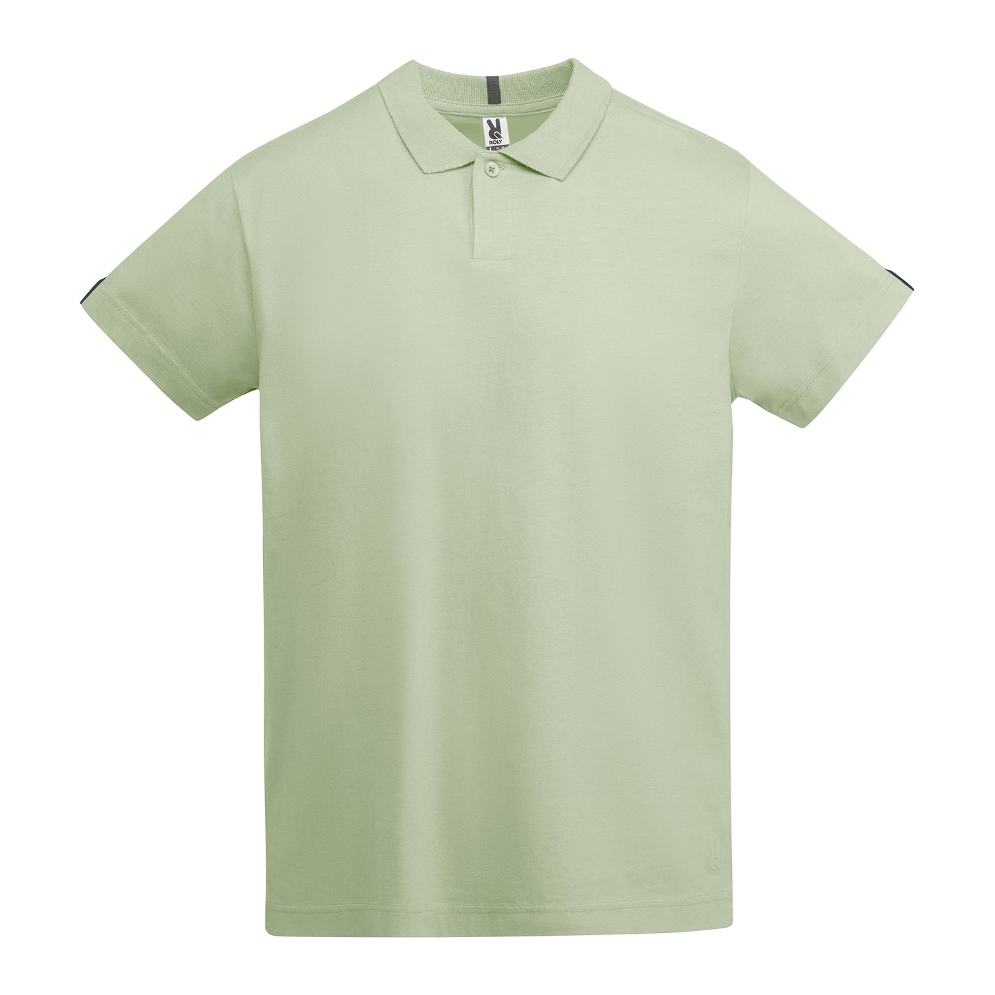 Polo de manga corta.