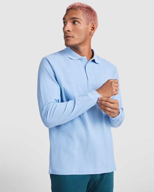 Polo de manga larga.