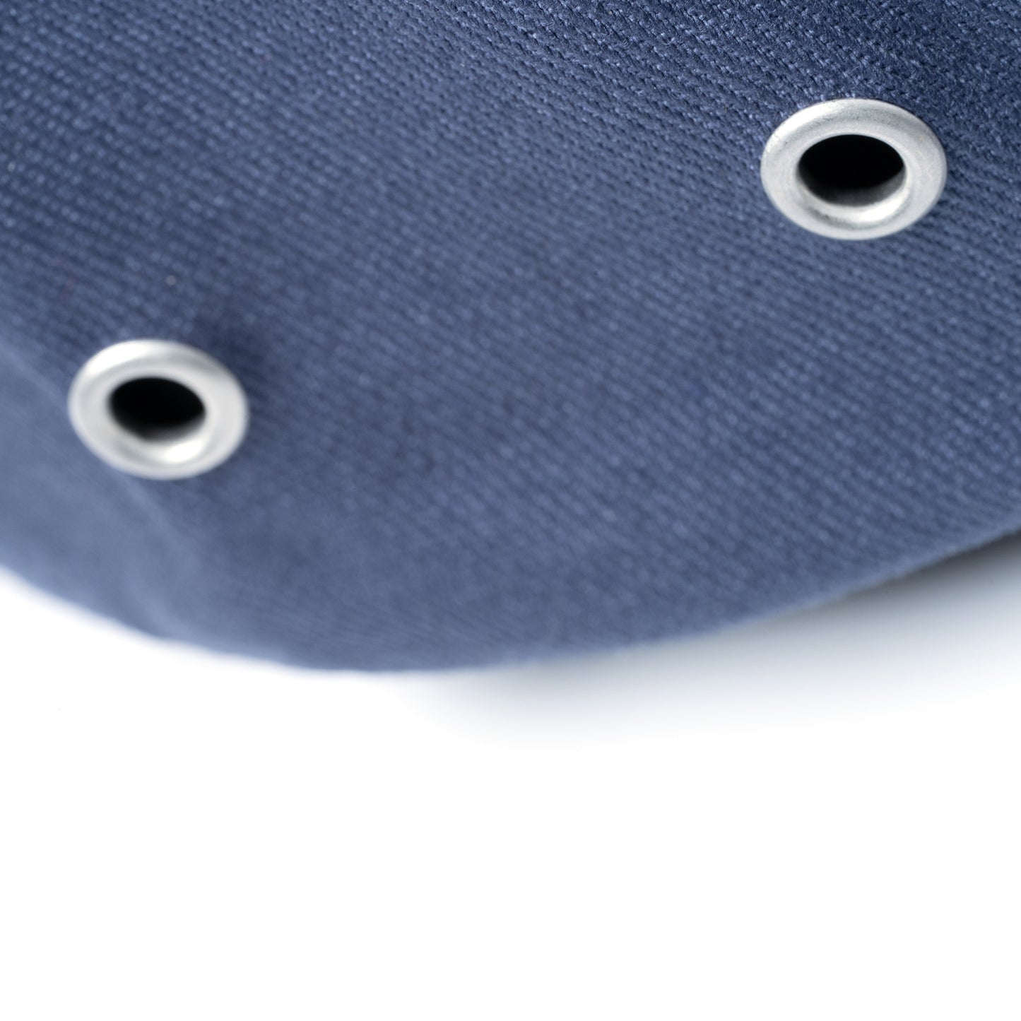 Gorra de estilo casual de 6 paneles.