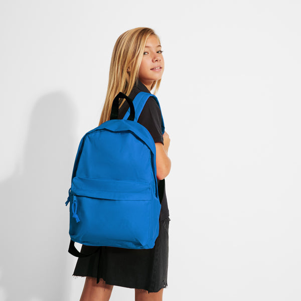 Mochila básica en tejido resistente