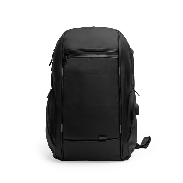 Mochila realizada en nylon USB