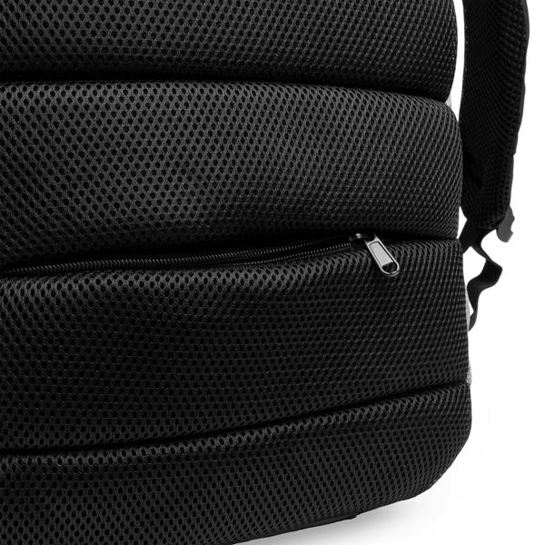 Mochila antirrobo realizada en nylon USB