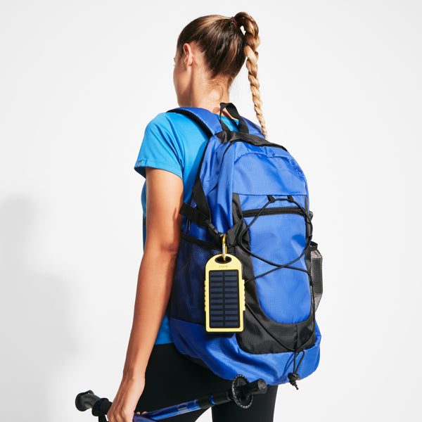 Mochila deportiva realizada en Nylon 210D Ripstop de alta resistencia