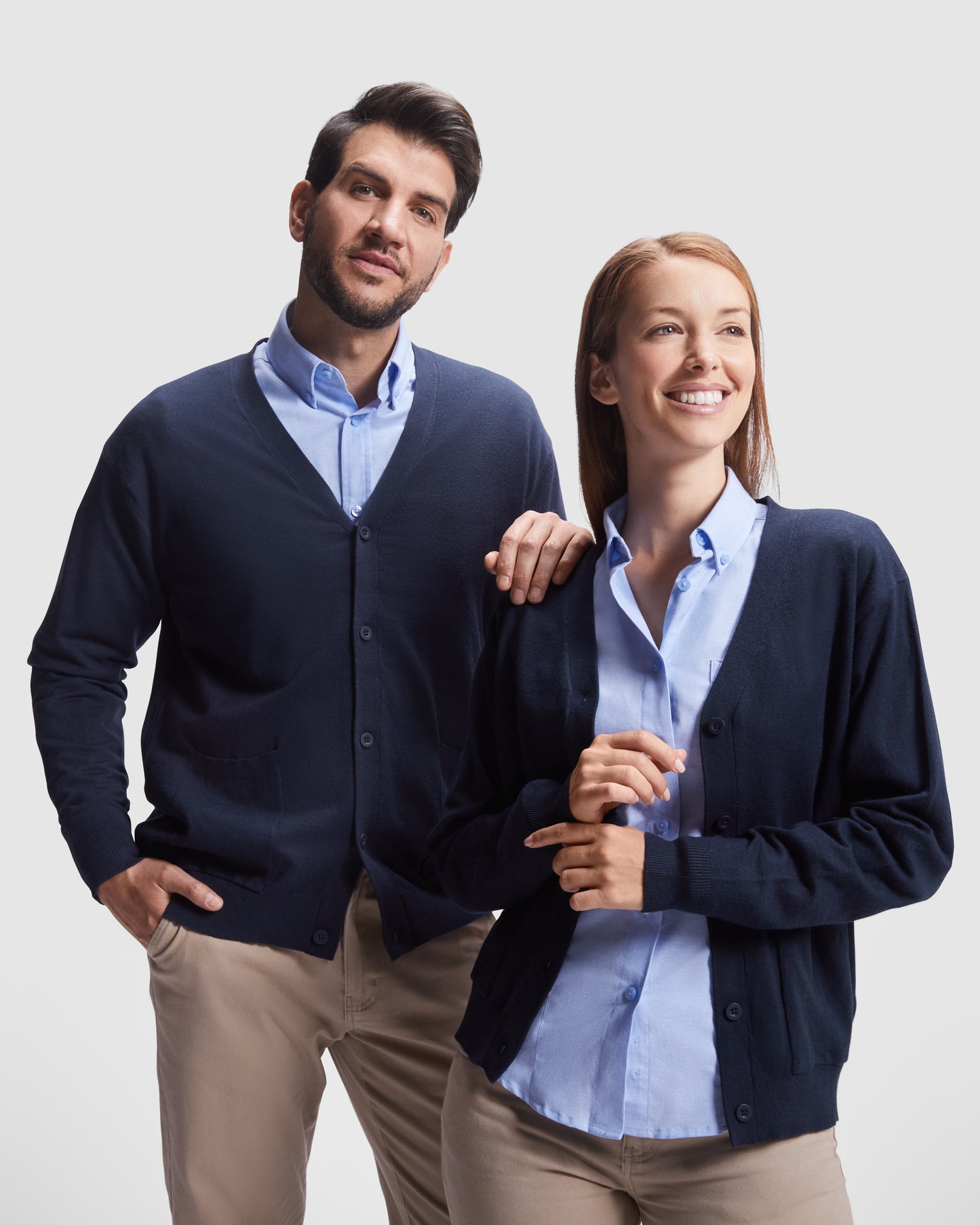 Chaqueta con escote de pico para mujer.