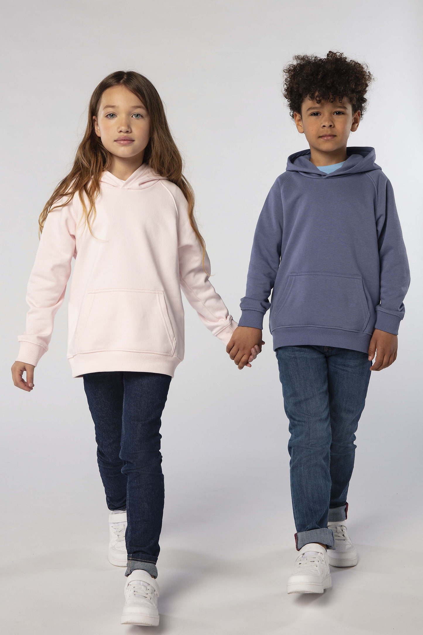 03576 Sudadera niño con capucha