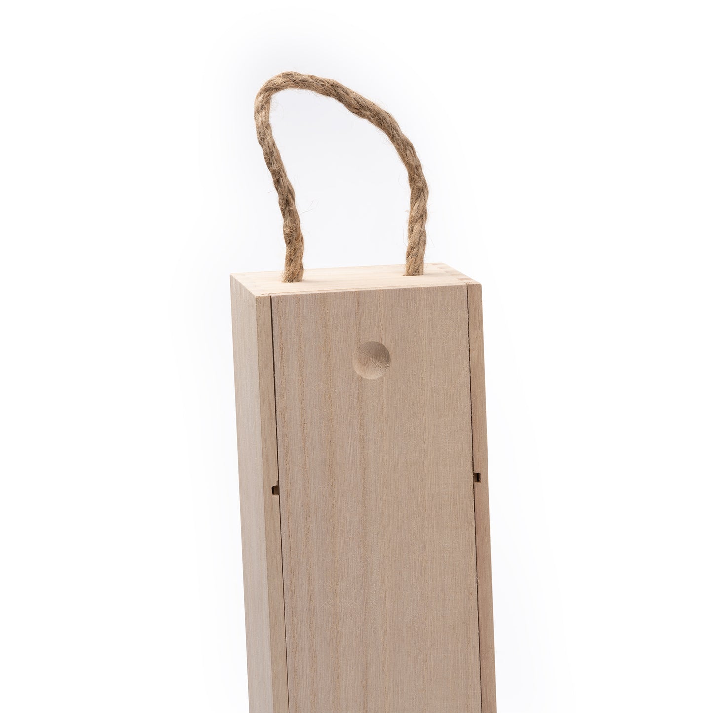 Caja de madera con asa es el complemento perfecto para transportar una botella de vino.
