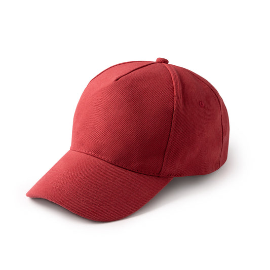 Gorra 100% algodón de 5 paneles con cierre de hebilla ajustable y orificios de ventilación.