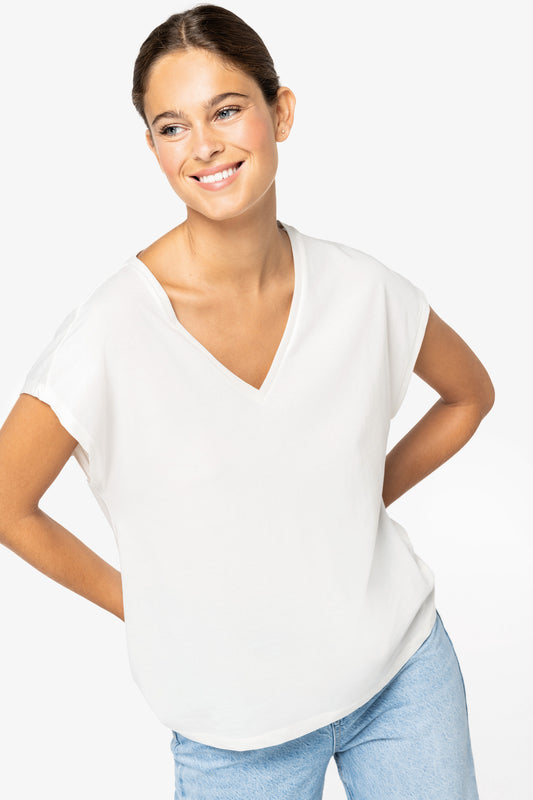 Camiseta ecorresponsable holgada con cuello de pico mujer