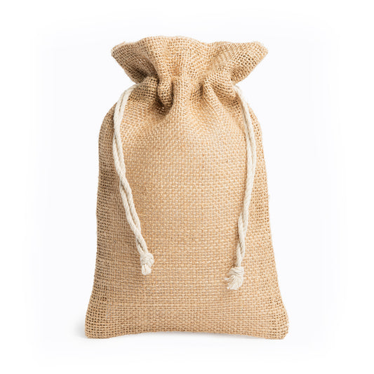 Bolsa estilo saco de yute natural. Cierre con cordones de algodón.