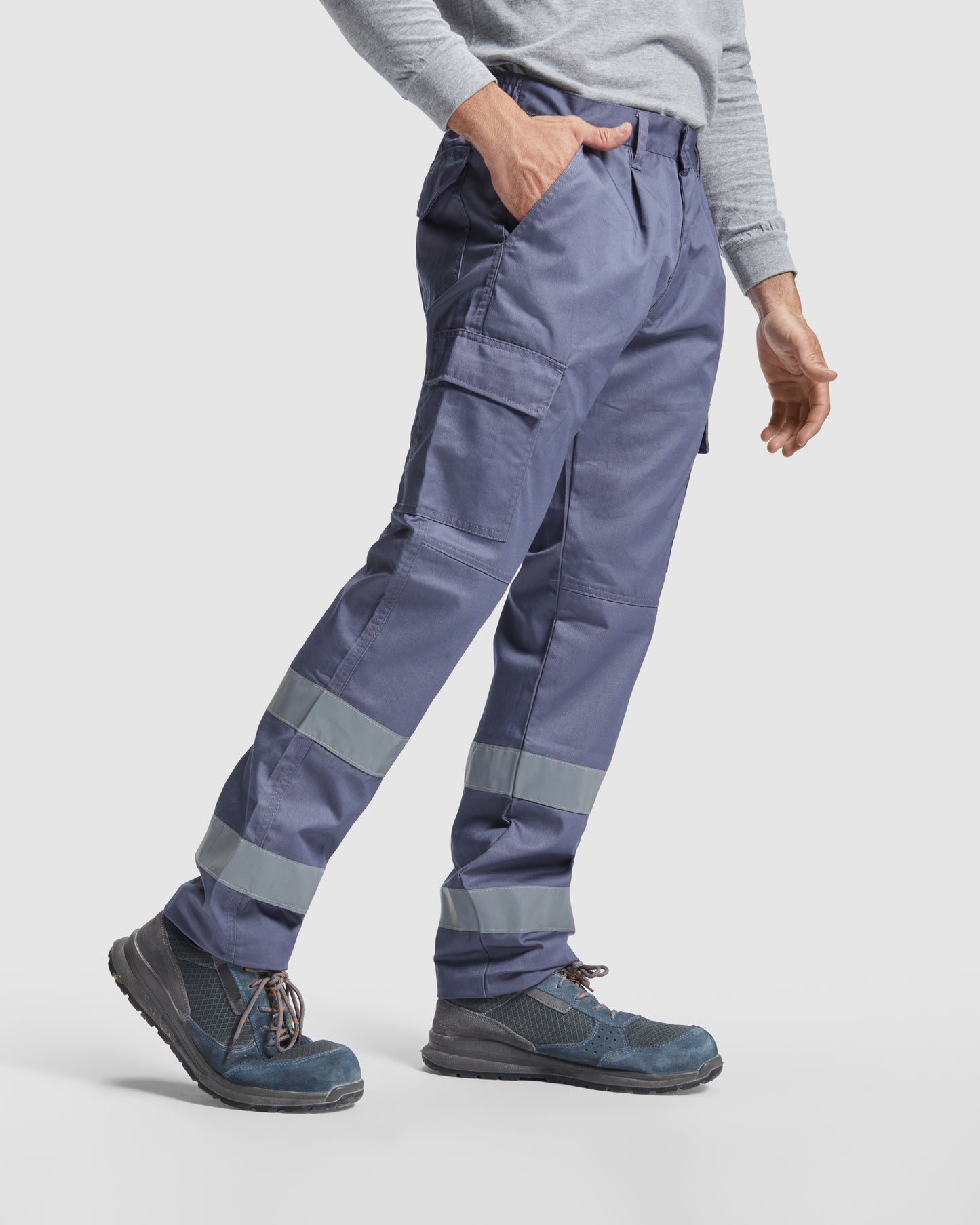 Pantalón largo.